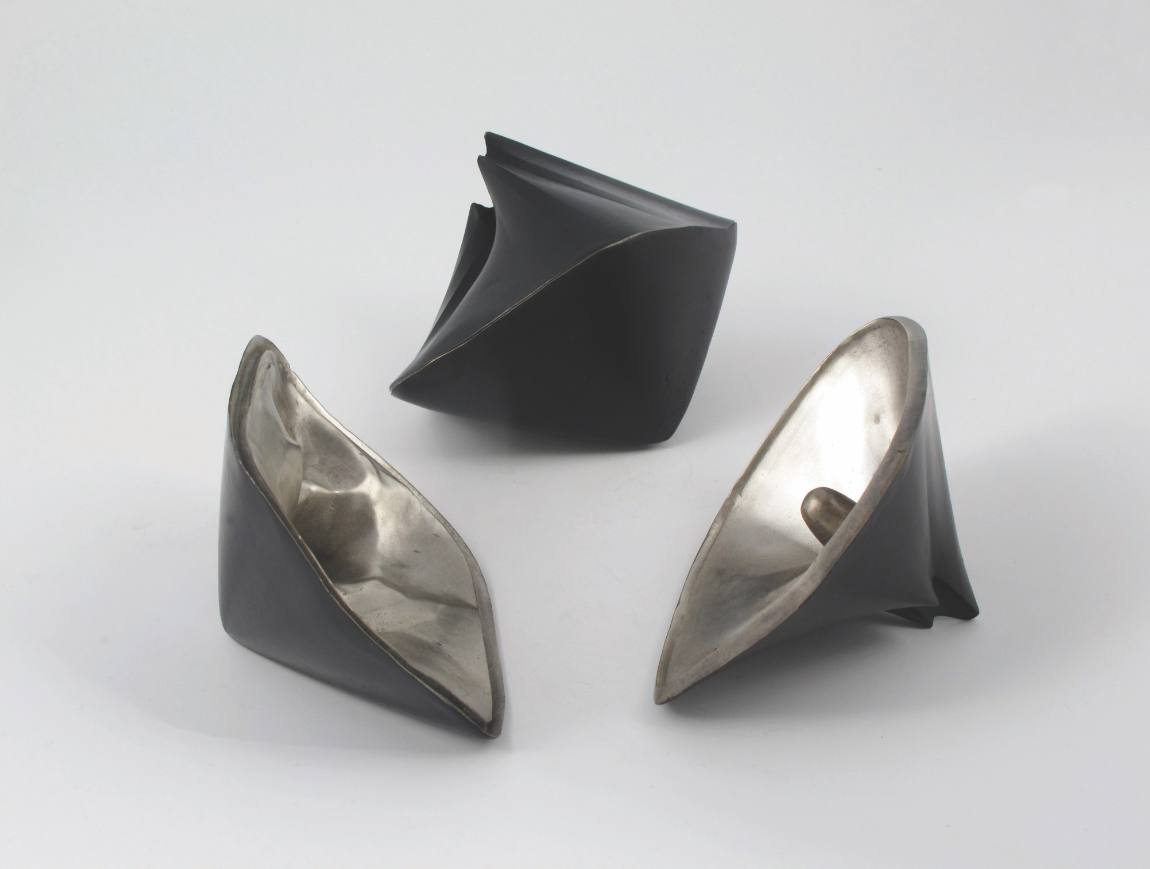  جين بيرسي: عن الكتابة سياسيًّا والإمكانيَّات التخريبيَّة للبنية