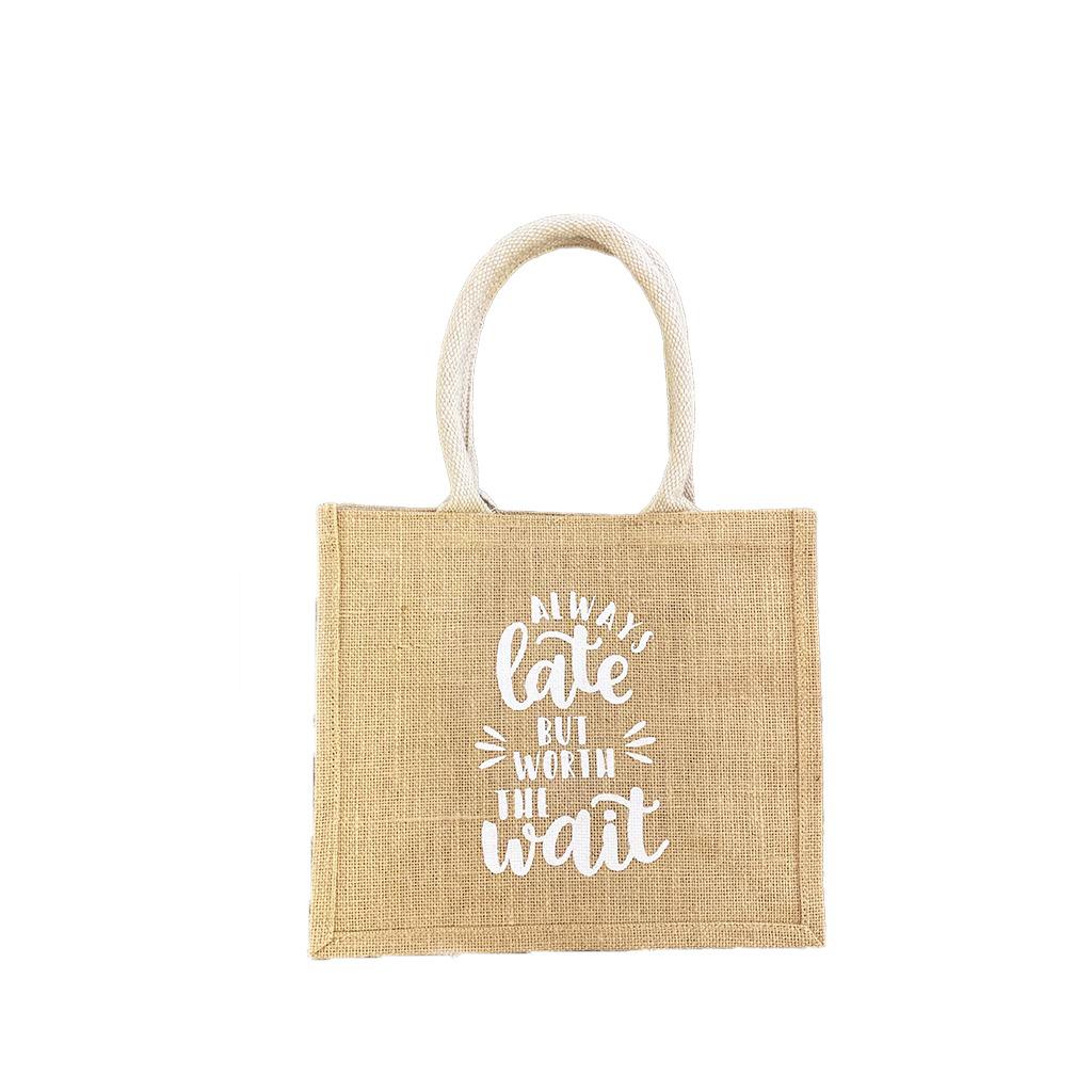 حقيبة ALWAYS - خط أبيض حجم وسط