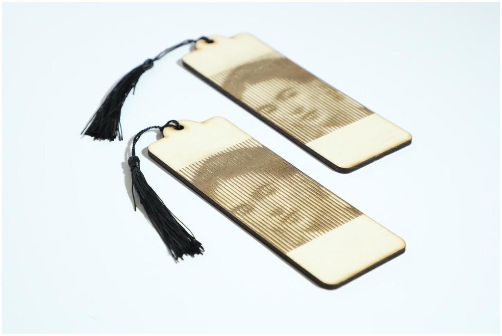 قاطع كتب فريدا كاهلو